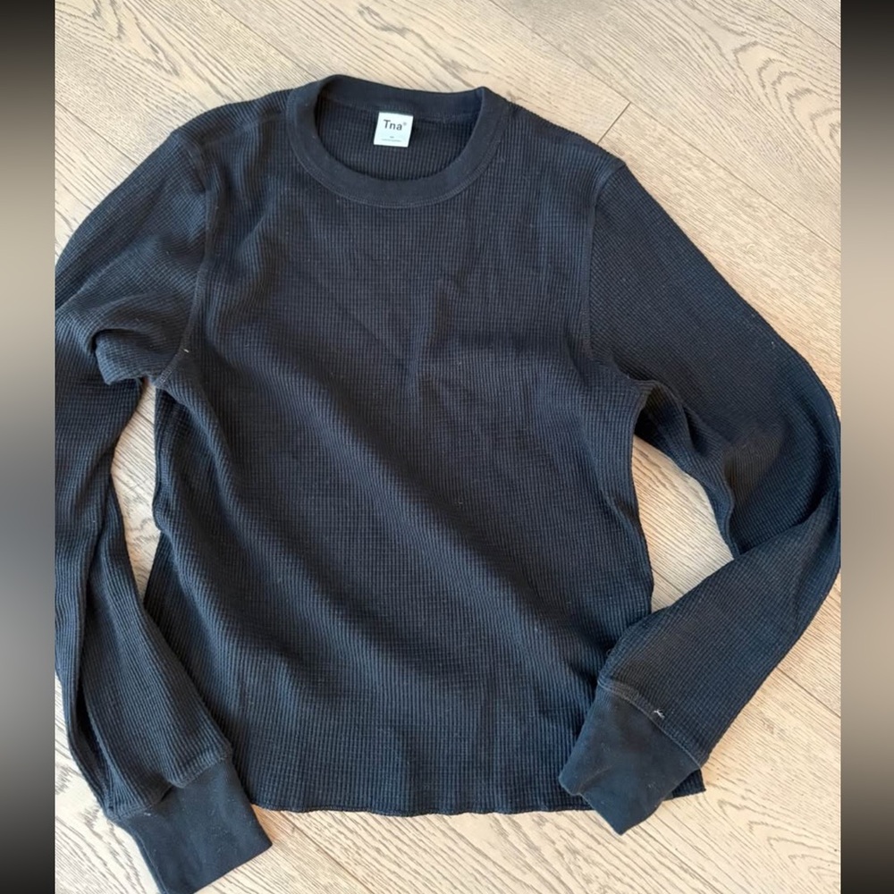Aritzia TNA waffle longsleeve